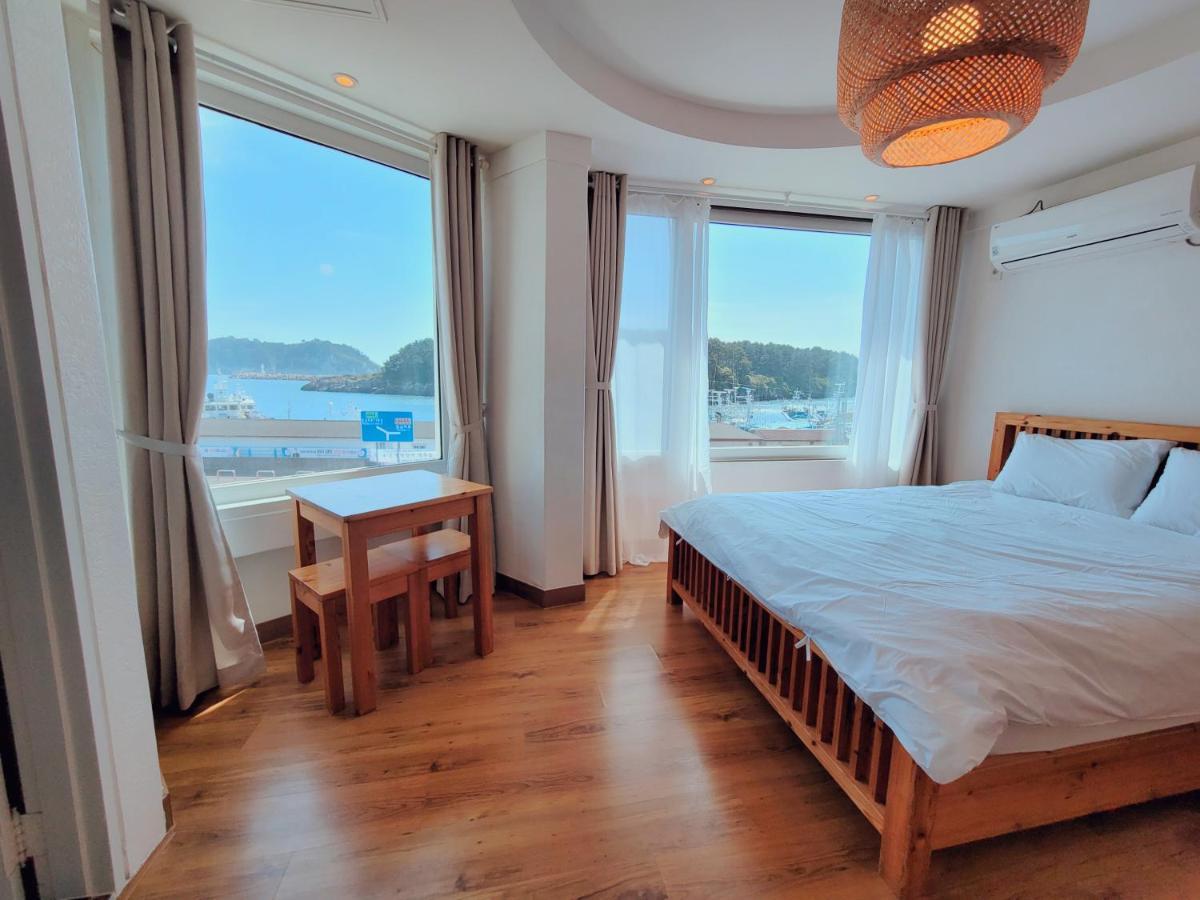 Villa Seogwiporto Exterior foto